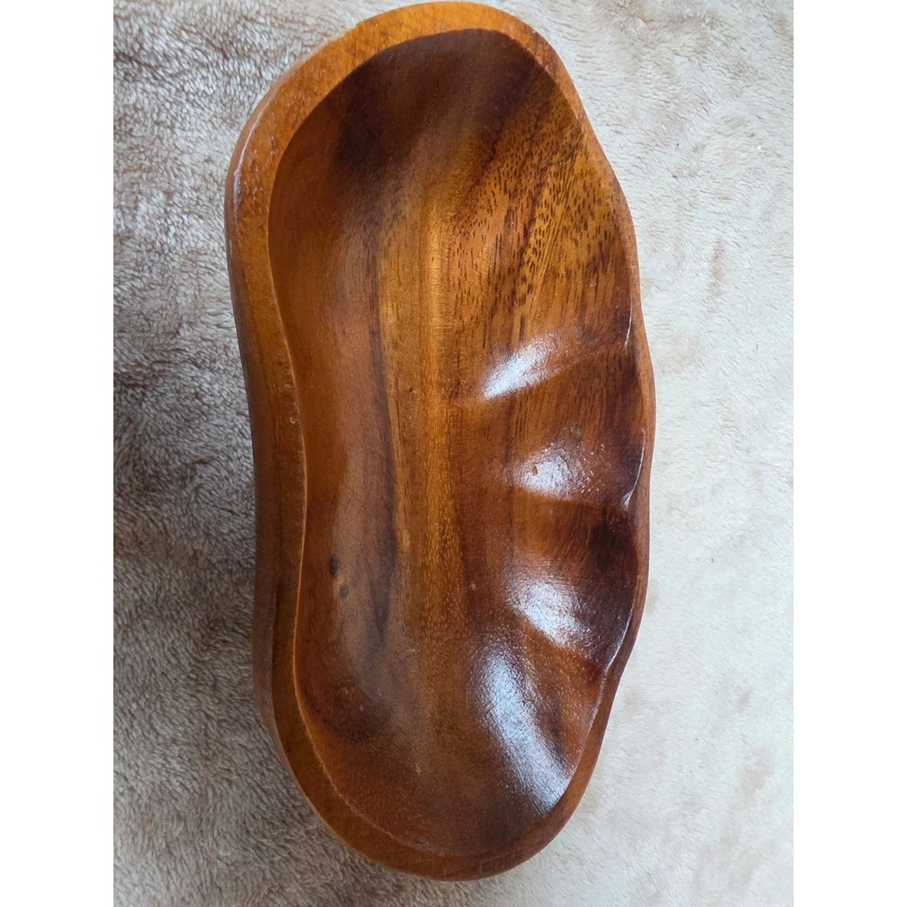 Vintage Hand Carved Acacia Wood Bowl Organic Kidney Shape Catchall Dish 7 Inch